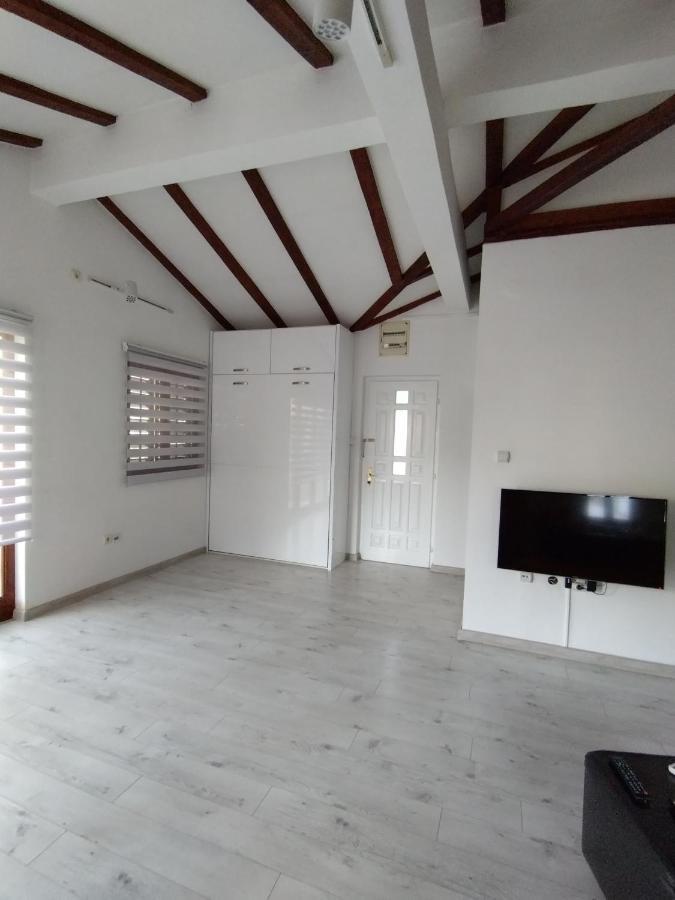 Duplex Apartman Lazaro Kotor Buitenkant foto