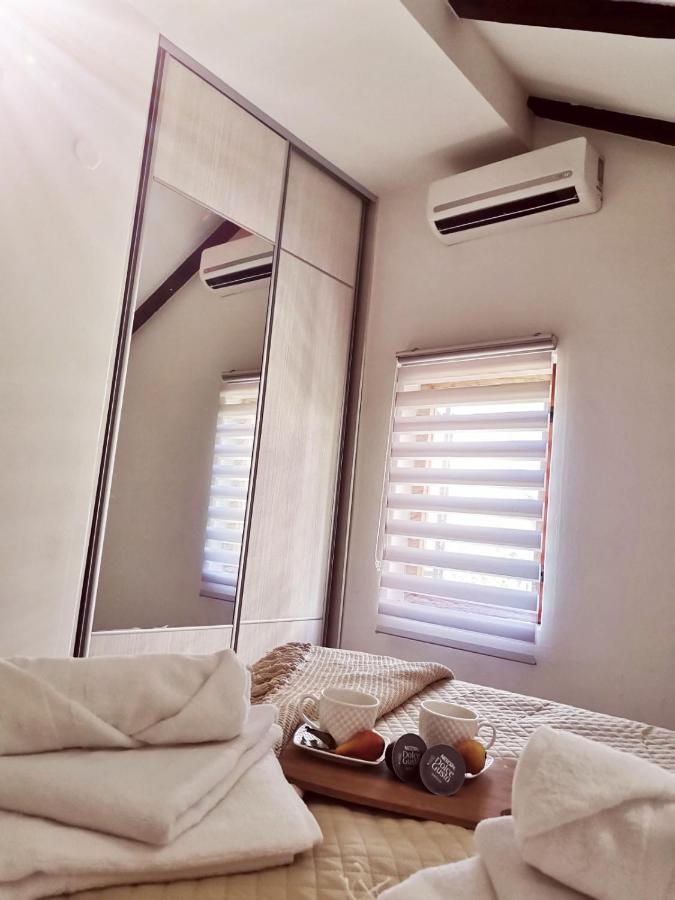 Duplex Apartman Lazaro Kotor Buitenkant foto